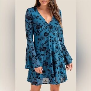 Miami Rona Velvet Dress cottage style size small women blue & black floral